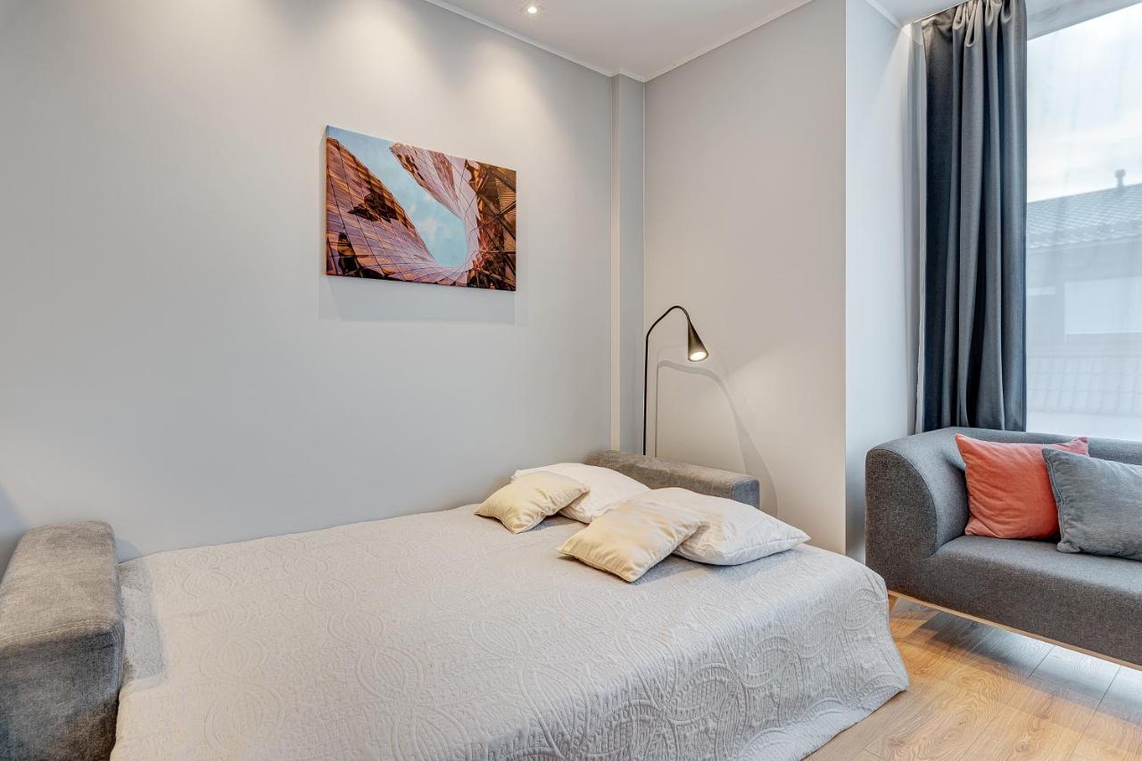 Happy Inn Emporia, Self Chek-In, Parking In The Underground Garage Vilnius Bagian luar foto