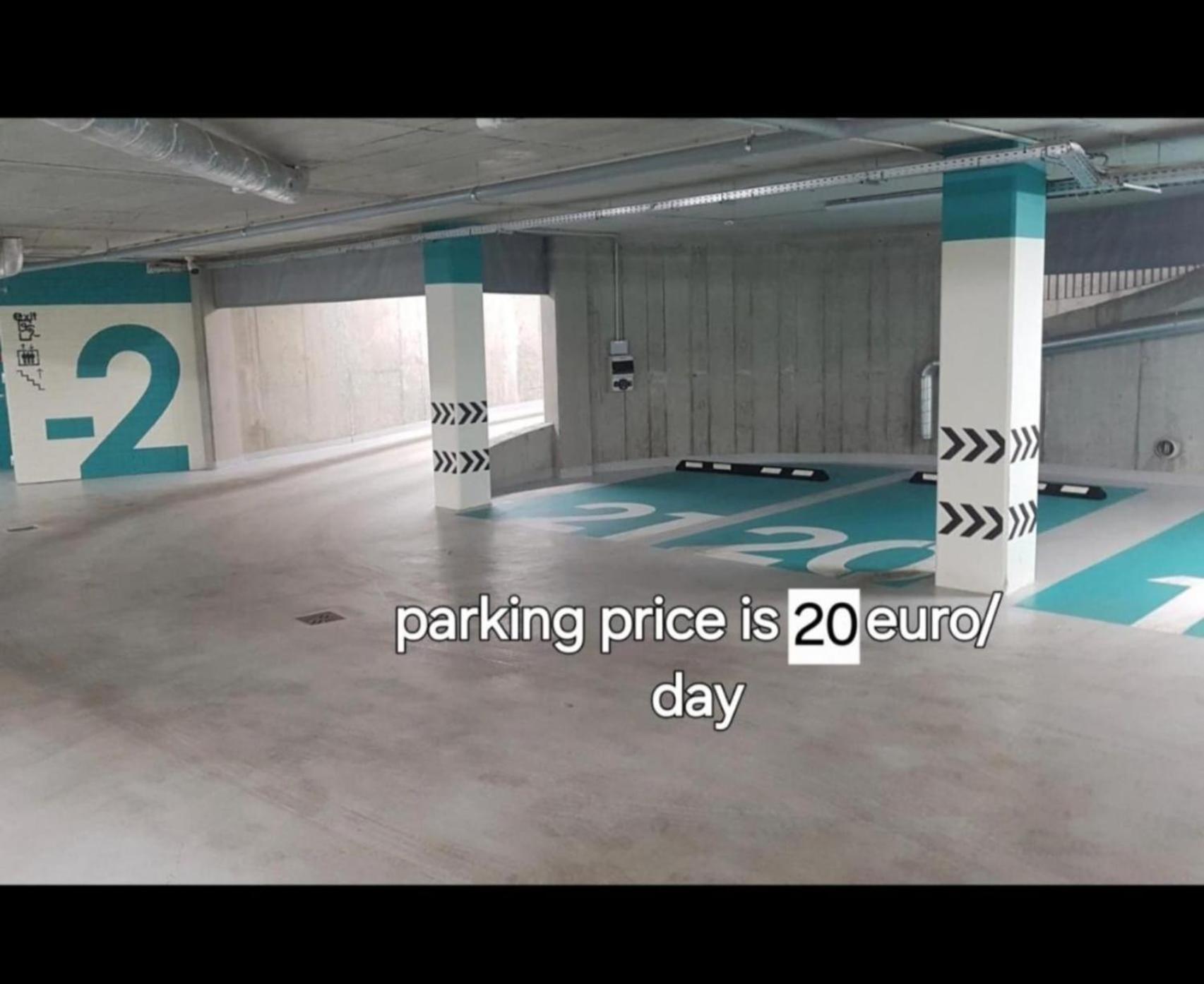 Happy Inn Emporia, Self Chek-In, Parking In The Underground Garage Vilnius Bagian luar foto
